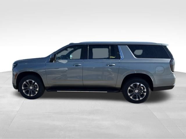 New 2026 Chevrolet Suburban LT w/ Comfort Package image 6