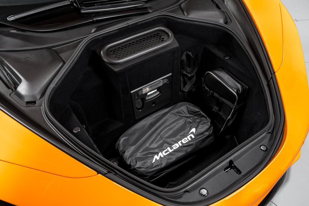 Used 2026 McLaren 750S RWD image 39