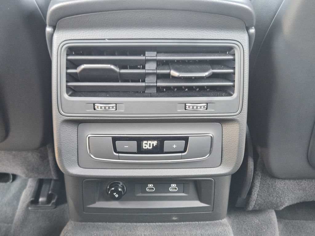 Certified 2026 Audi Q7 2.0T Premium AWD/4WD image 38