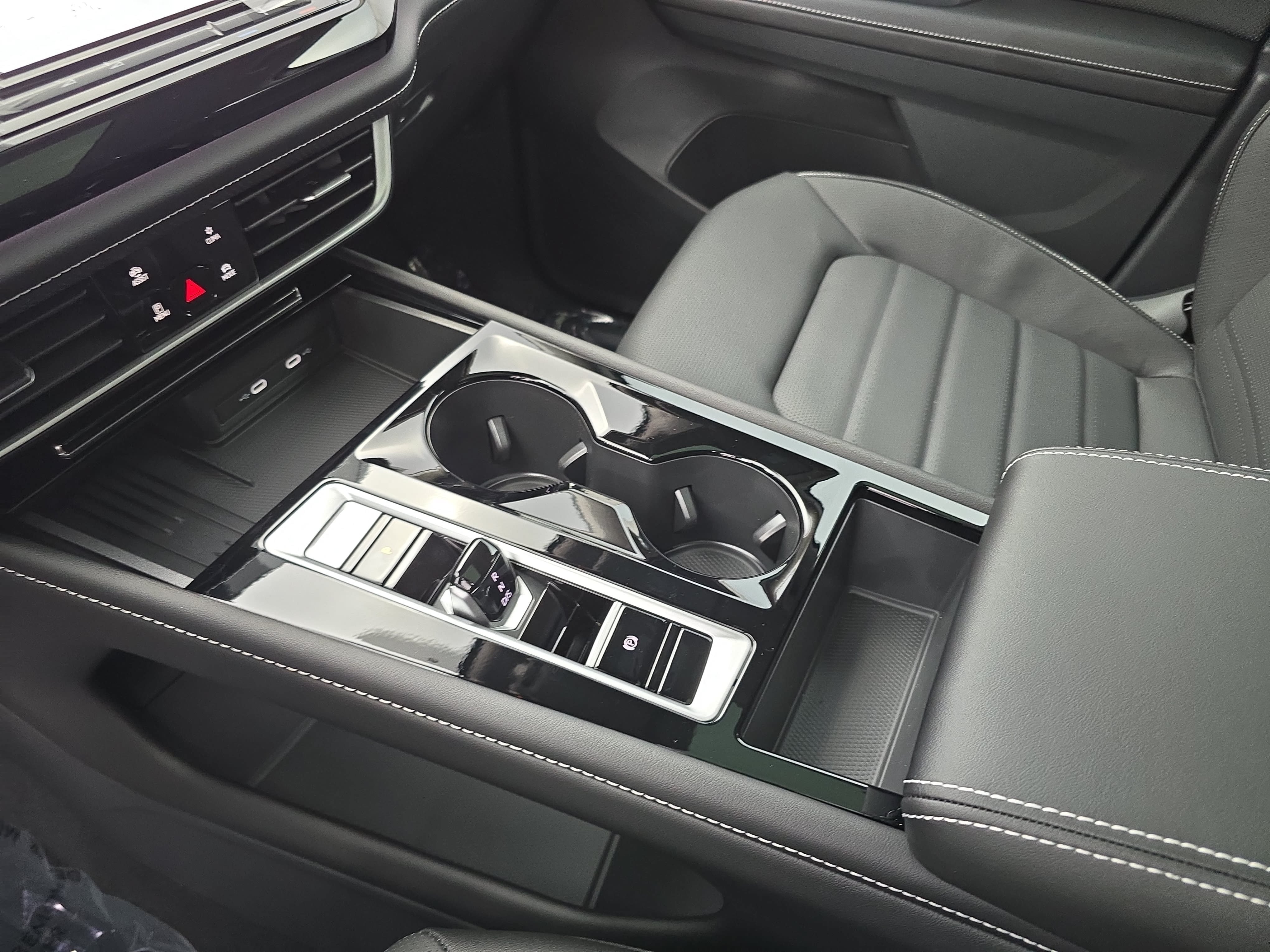 New 2026 Volkswagen Atlas SEL AWD/4WD image 26