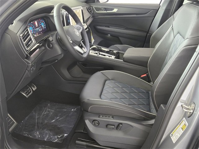 New 2025 Volkswagen Atlas Cross Sport SEL Premium R-Line image 6