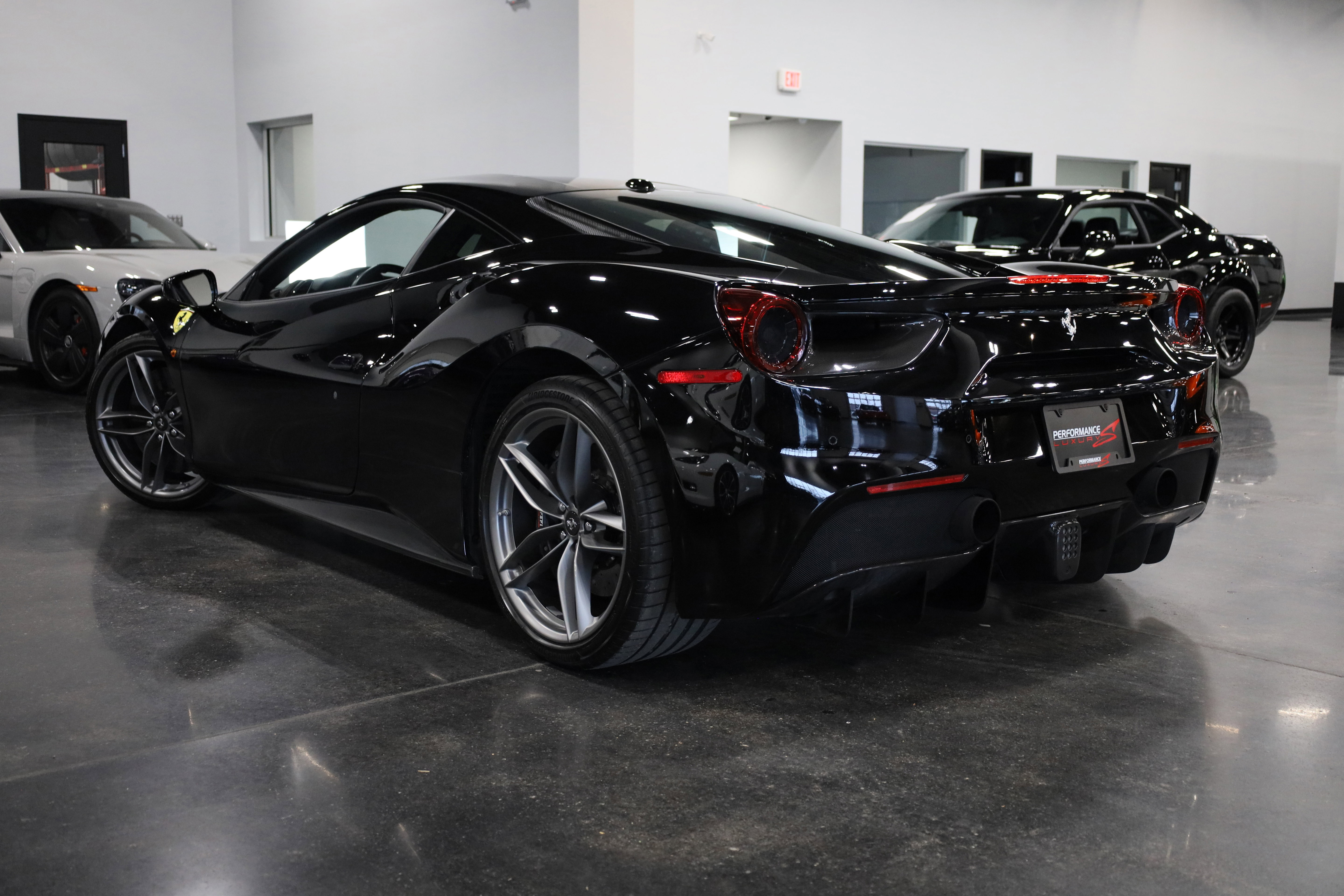 Used 2016 Ferrari 488 GTB image 5