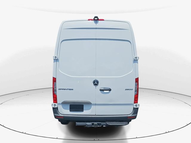 Used 2025 Mercedes-Benz Sprinter 2500 image 4