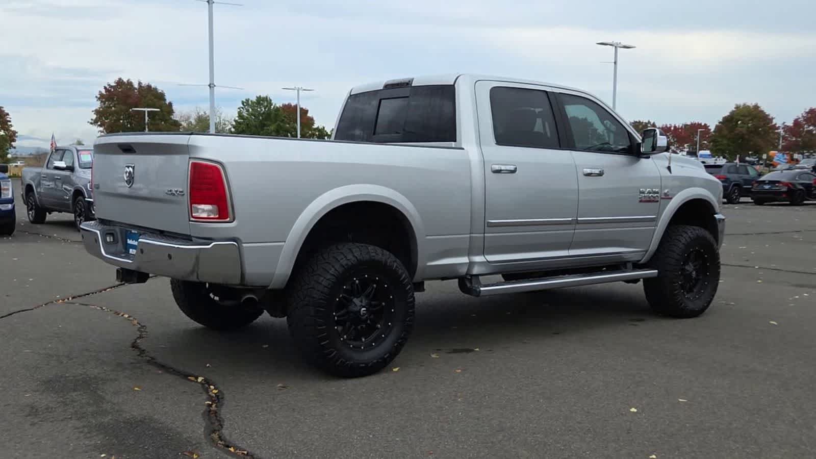 Used 2014 RAM 2500 Laramie w/ Convenience Group AWD/4WD image 8