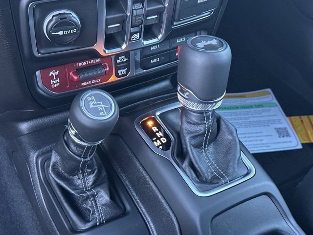 New 2026 Jeep Wrangler Unlimited Rubicon w/ Safety Group image 27