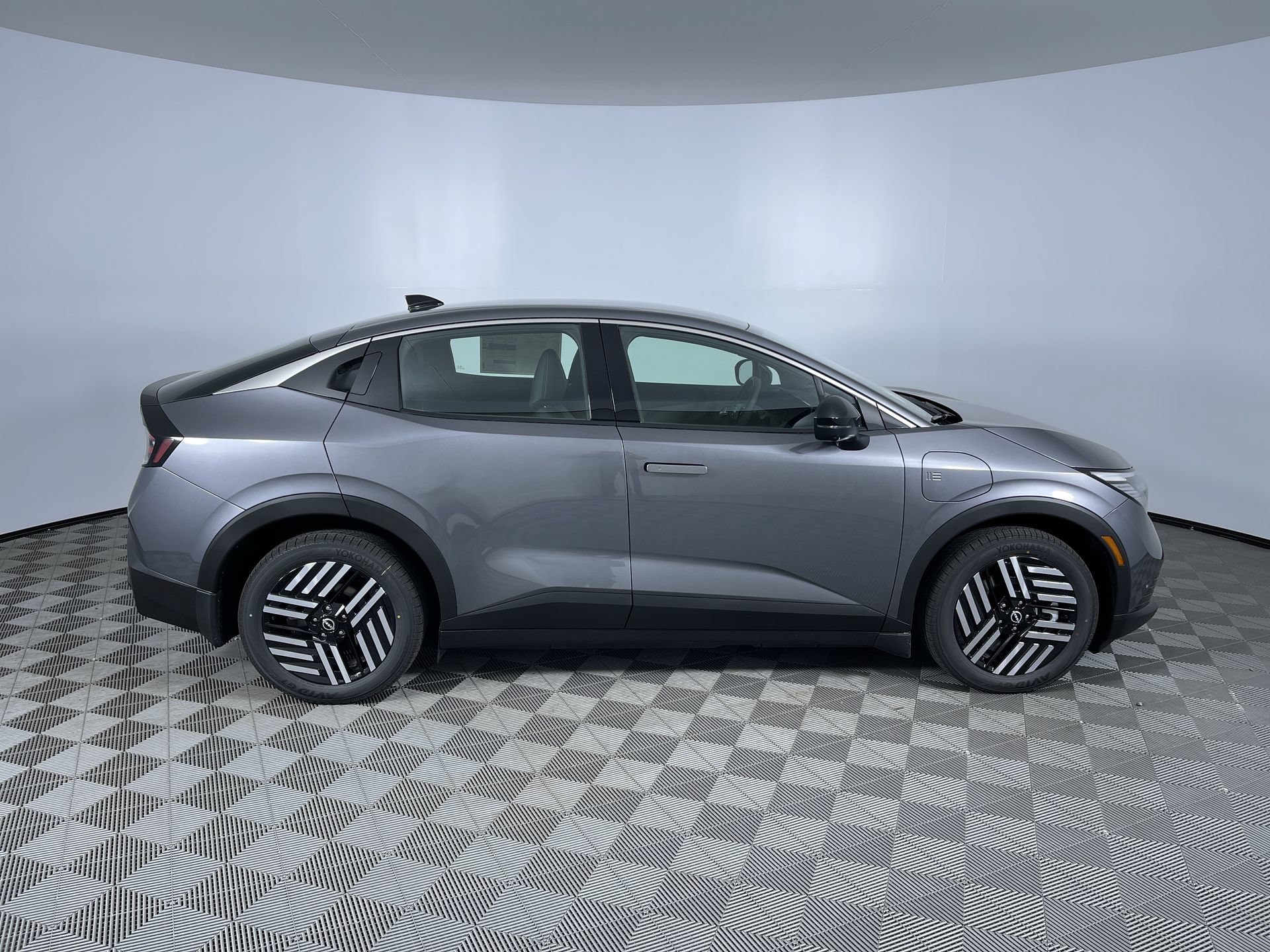 New 2026 Nissan Leaf SV+ w/ Floor Mat Package (SV+) FWD image 10