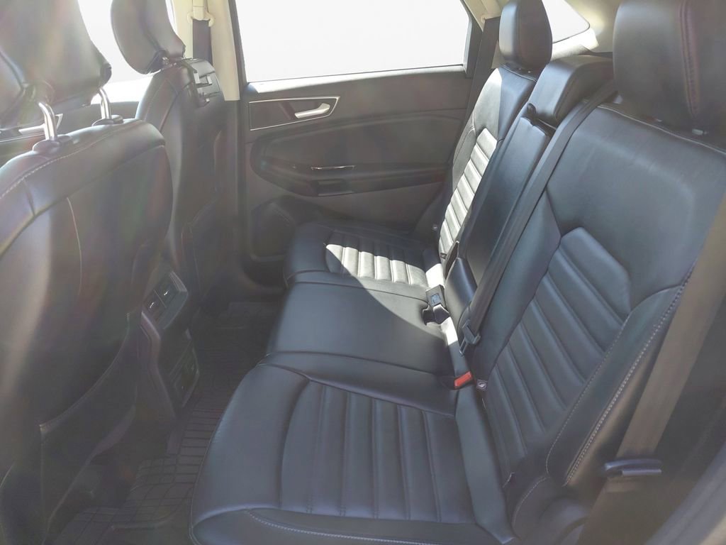 Used 2015 Ford Edge SEL w/ Equipment Group 201A image 13