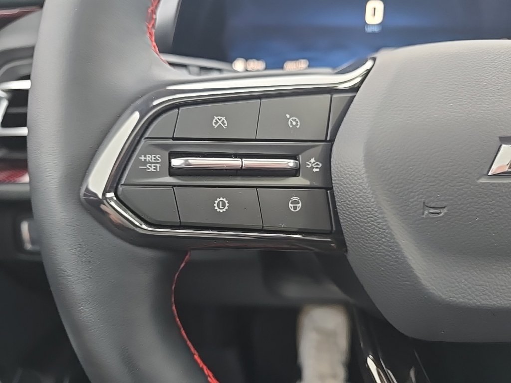 Used 2026 Chevrolet Traverse RS AWD/4WD image 17