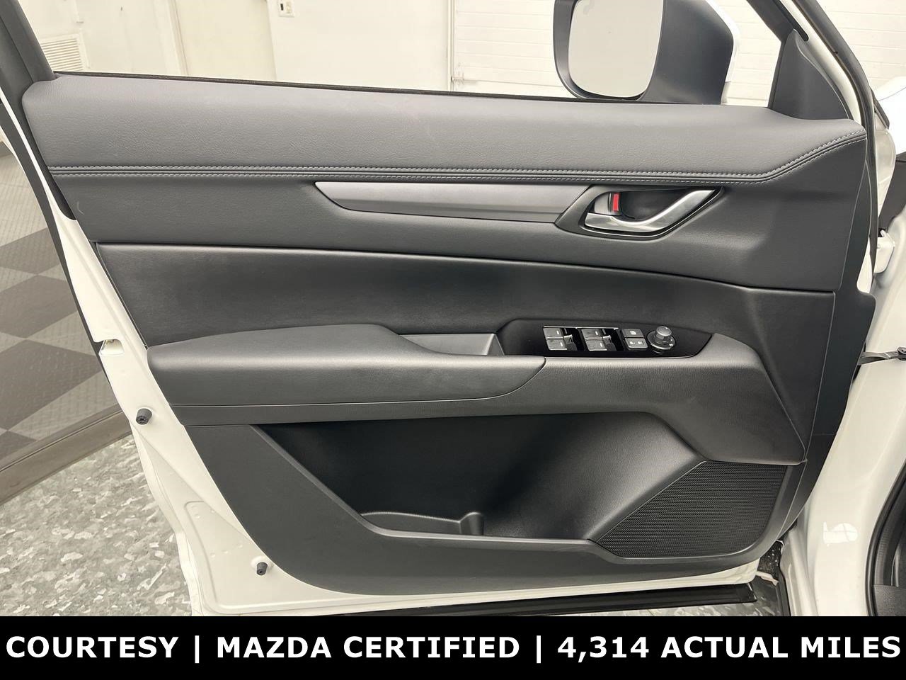 Certified 2025 MAZDA CX-5 AWD 2.5 S w/ Select Package image 7