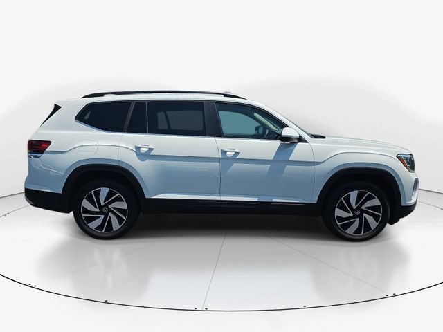 Used 2024 Volkswagen Atlas SE FWD image 3