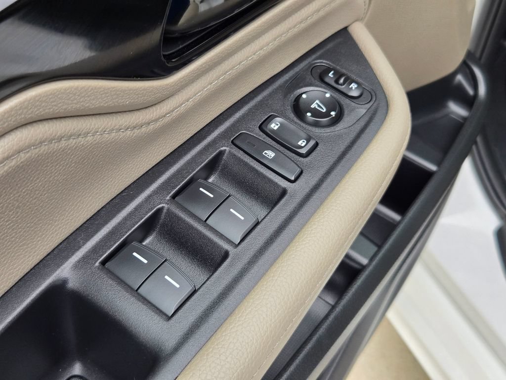 Used 2024 Honda Odyssey Touring image 12