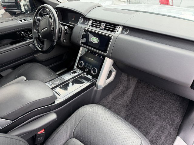 Used 2019 Land Rover Range Rover Long Wheelbase Supercharged image 18