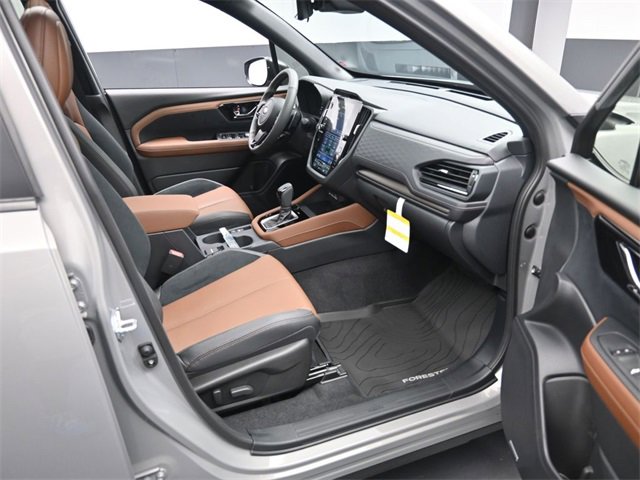 New 2025 Subaru Forester Touring image 32