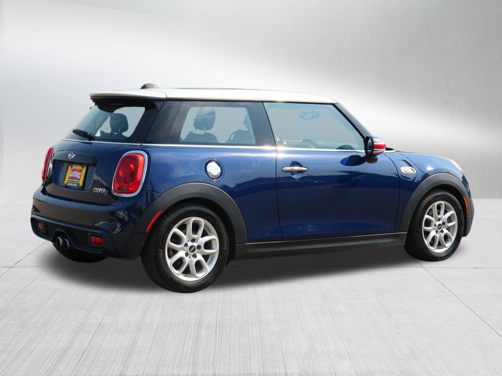 Used 2016 MINI Cooper S FWD image 7