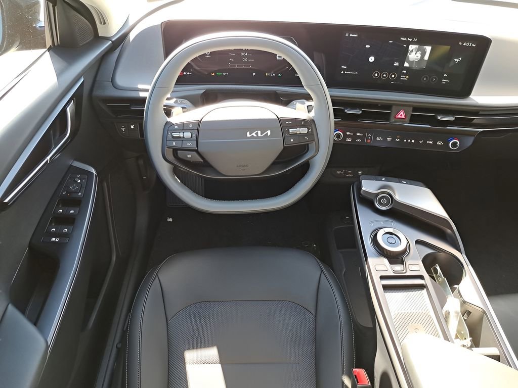 New 2025 Kia EV6 Light image 16