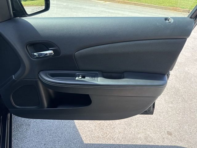 Used 2013 Dodge Avenger SXT w/ Rallye Appearance Group FWD image 9