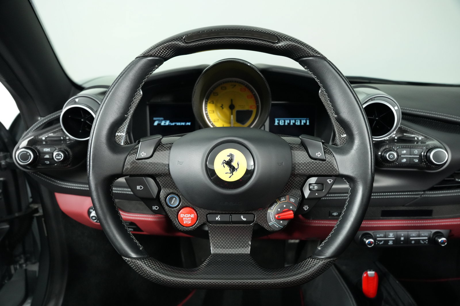 Used 2021 Ferrari F8 Spider RWD image 36