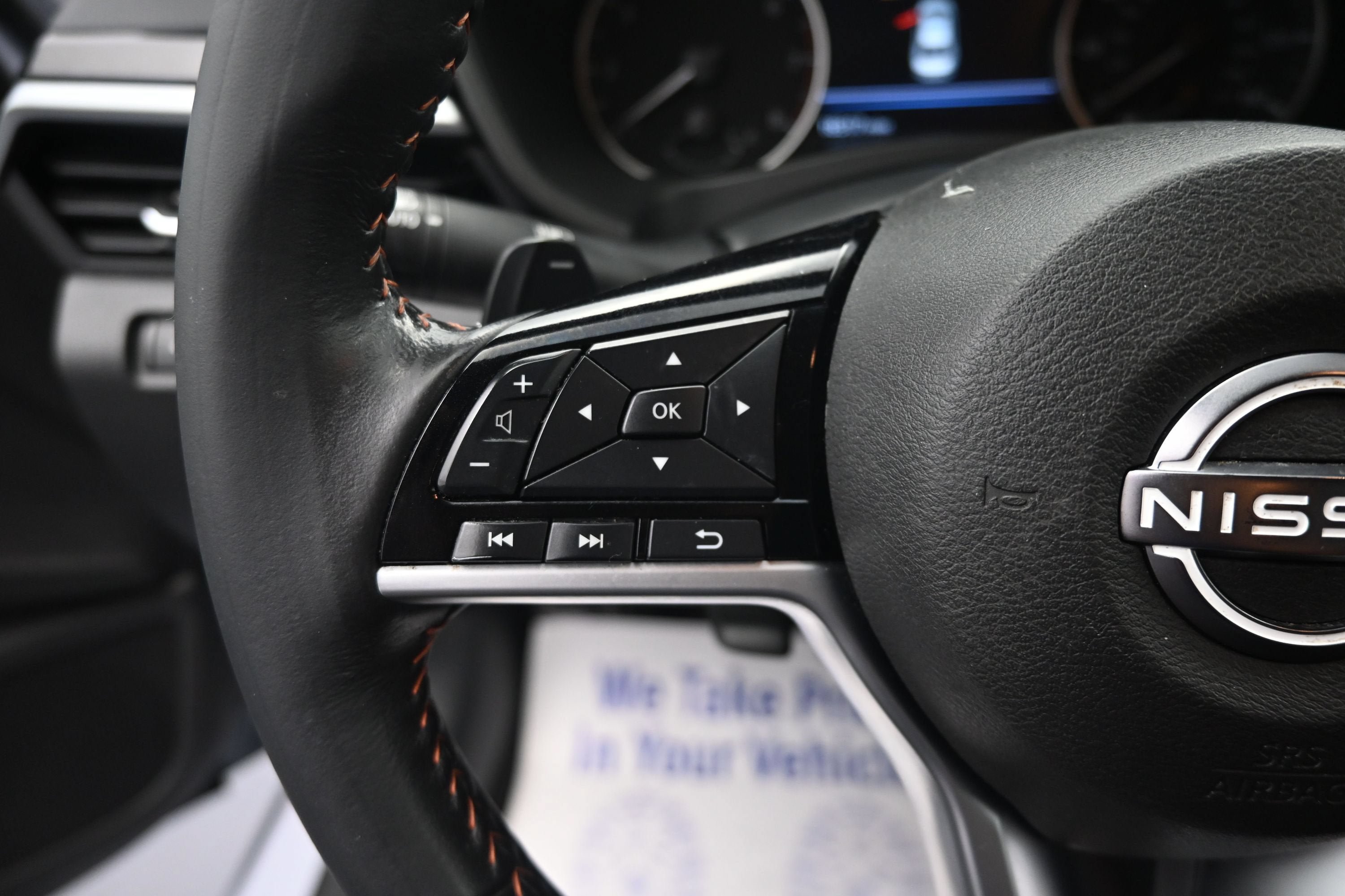 Used 2023 Nissan Altima 2.5 SR w/ SR Premium Package FWD image 13