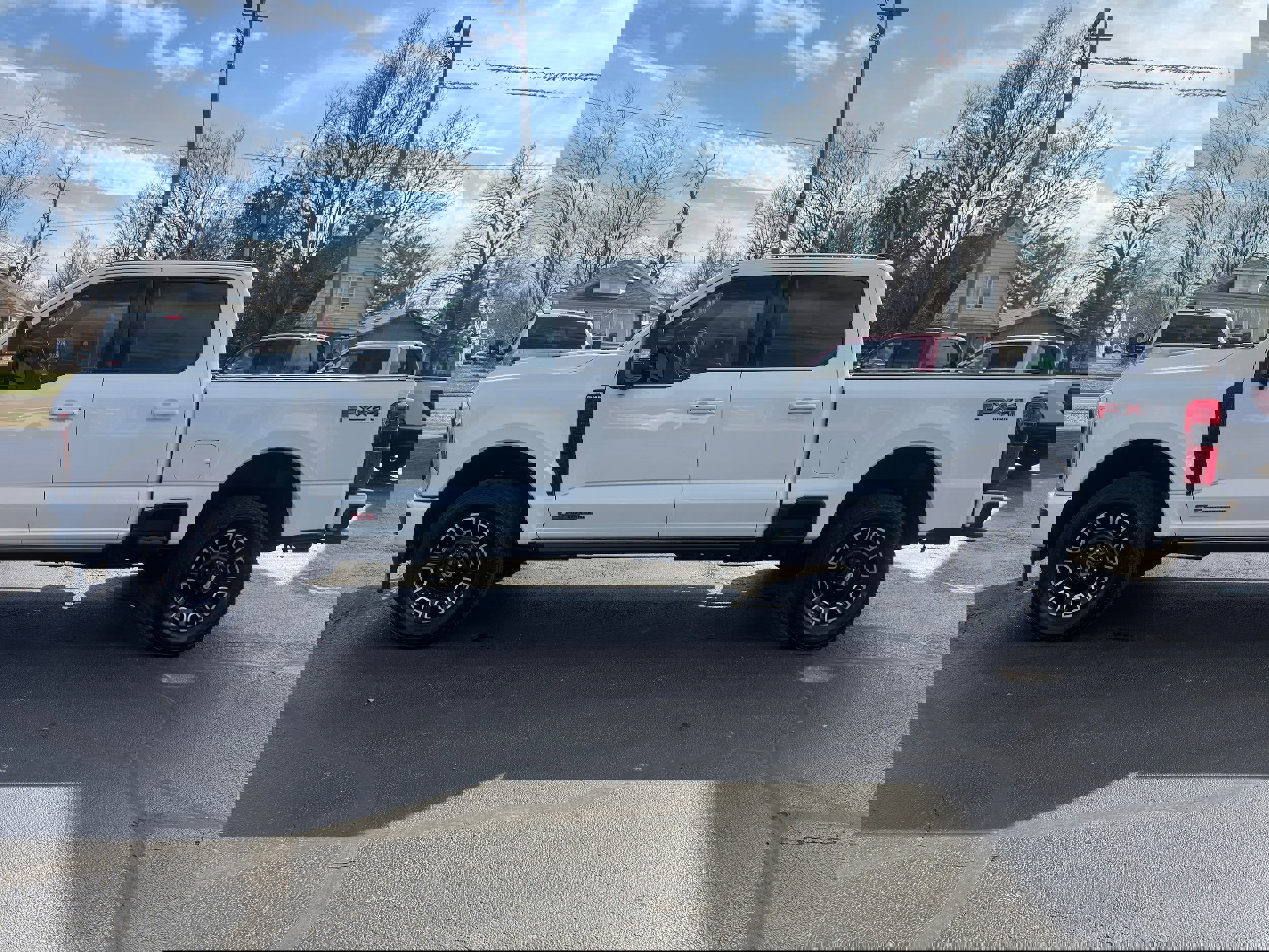 Used 2025 Ford F250 Platinum image 4
