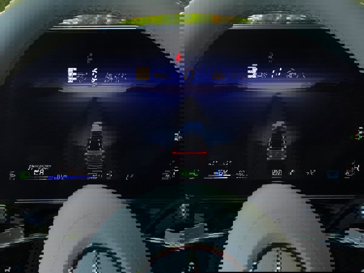 Used 2023 Mercedes-Benz EQS 450+ SUV image 46