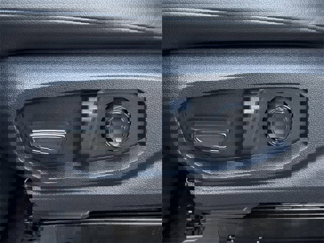 Used 2025 Toyota Tacoma TRD Pro image 32