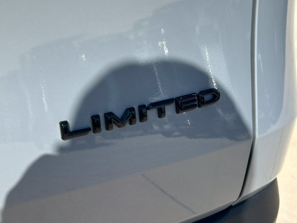 Used 2026 Toyota Grand Highlander AWD Hybrid image 14