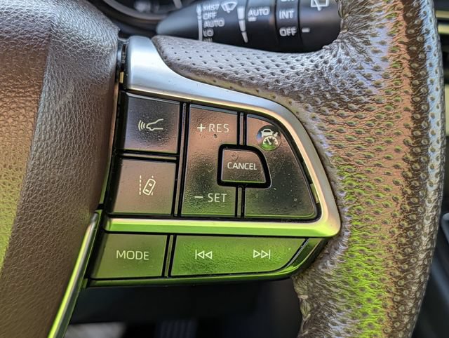 Used 2022 Toyota Sienna Platinum AWD/4WD image 20
