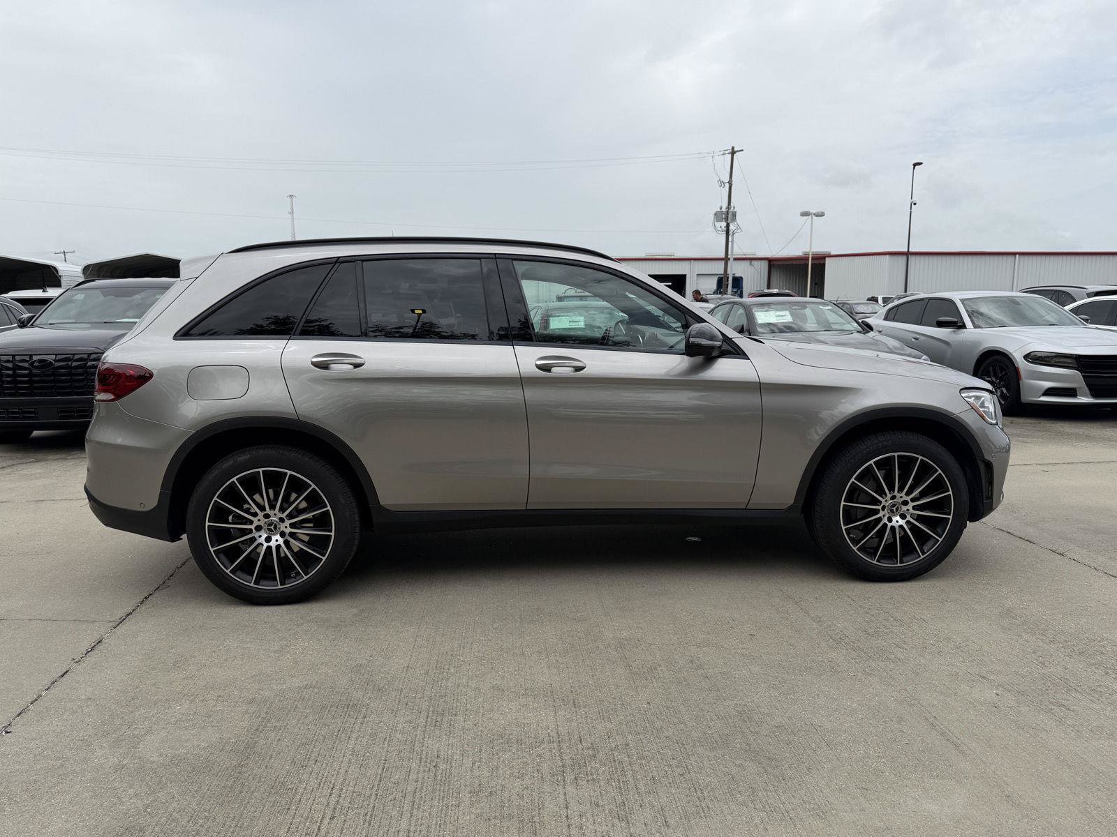 Certified 2021 Mercedes-Benz GLC 300 image 28