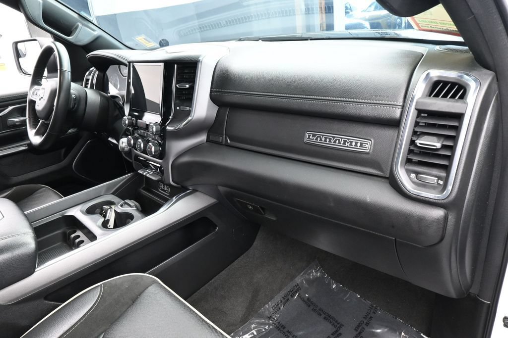 Used 2024 RAM 1500 Laramie RWD image 46