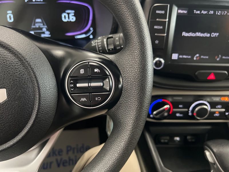 Certified 2023 Kia Soul LX FWD image 23