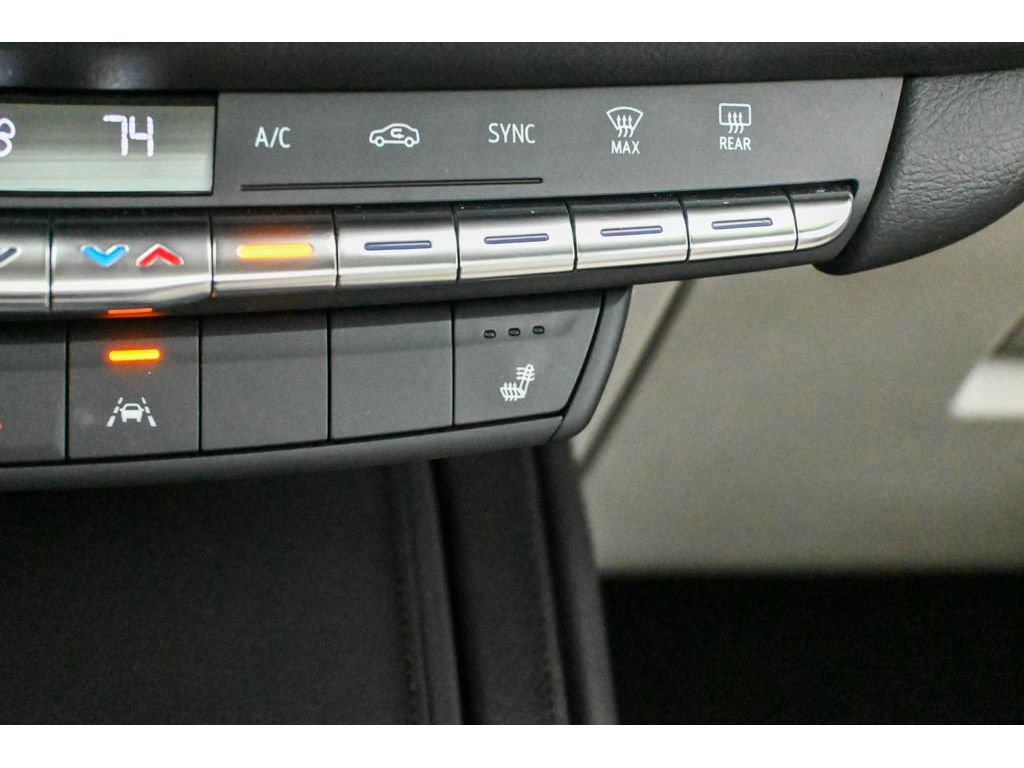 Certified 2022 Cadillac XT4 Premium Luxury w/ Enhanced Visibility Package AWD/4WD image 49