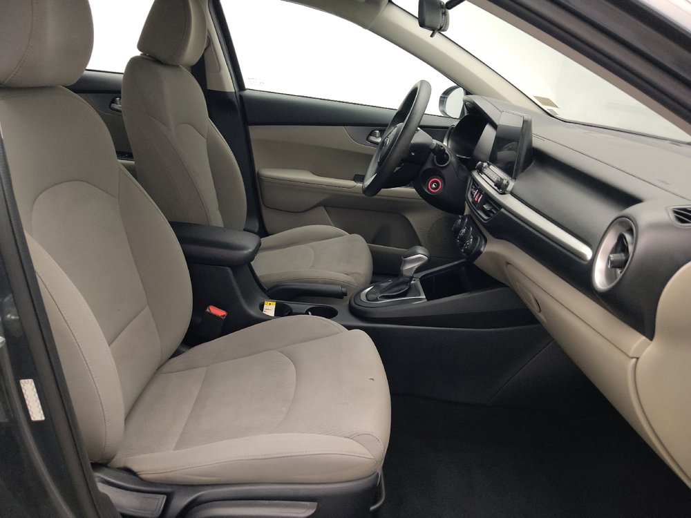 Used 2021 Kia Forte LXS FWD image 21