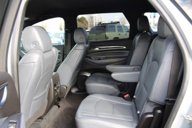 Used 2022 Buick Enclave Premium image 22