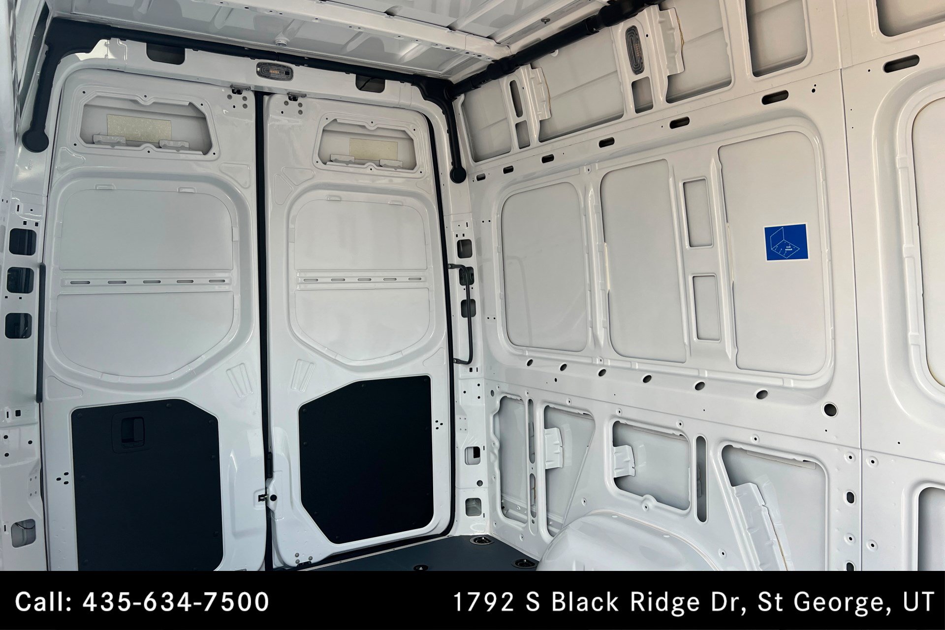 Used 2026 Mercedes-Benz Sprinter 2500 image 16