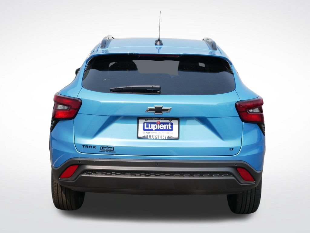 New 2026 Chevrolet Trax LT w/ Driver Confidence Package FWD image 5