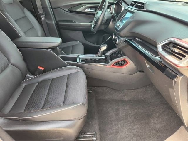 Used 2022 Chevrolet TrailBlazer RS FWD image 13