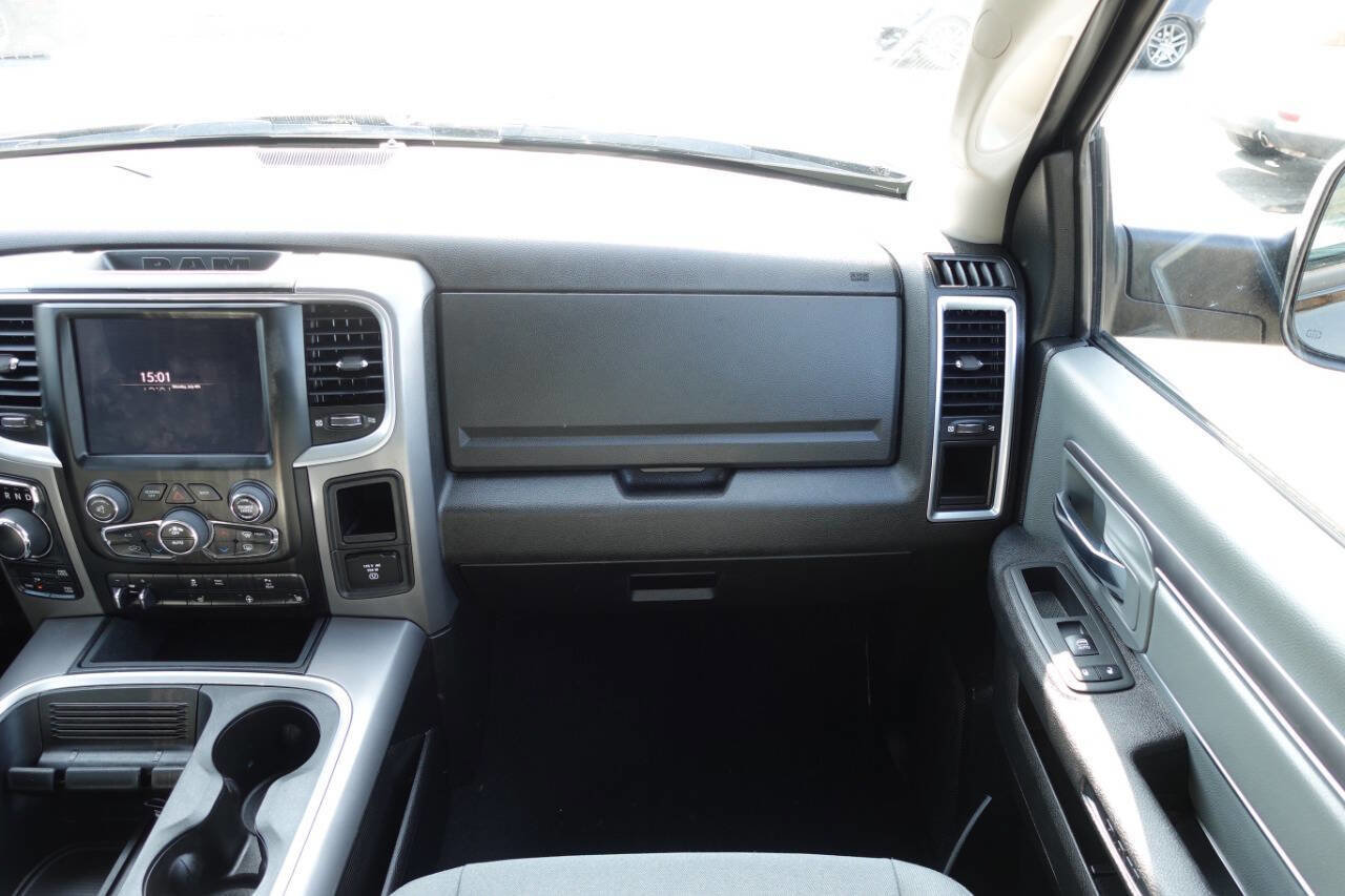 Used 2022 RAM 1500 Classic SLT w/ Electronics Convenience Group image 44