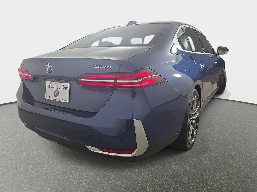 Used 2026 BMW 530i xDrive w/ Convenience Package AWD/4WD image 36