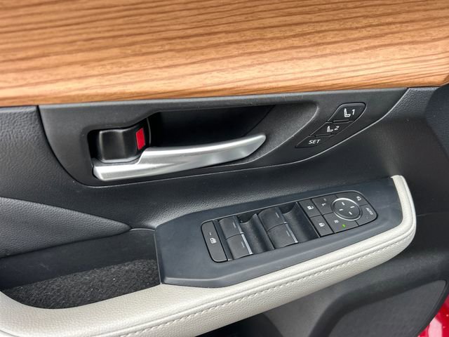 Used 2024 Toyota Grand Highlander Limited image 33