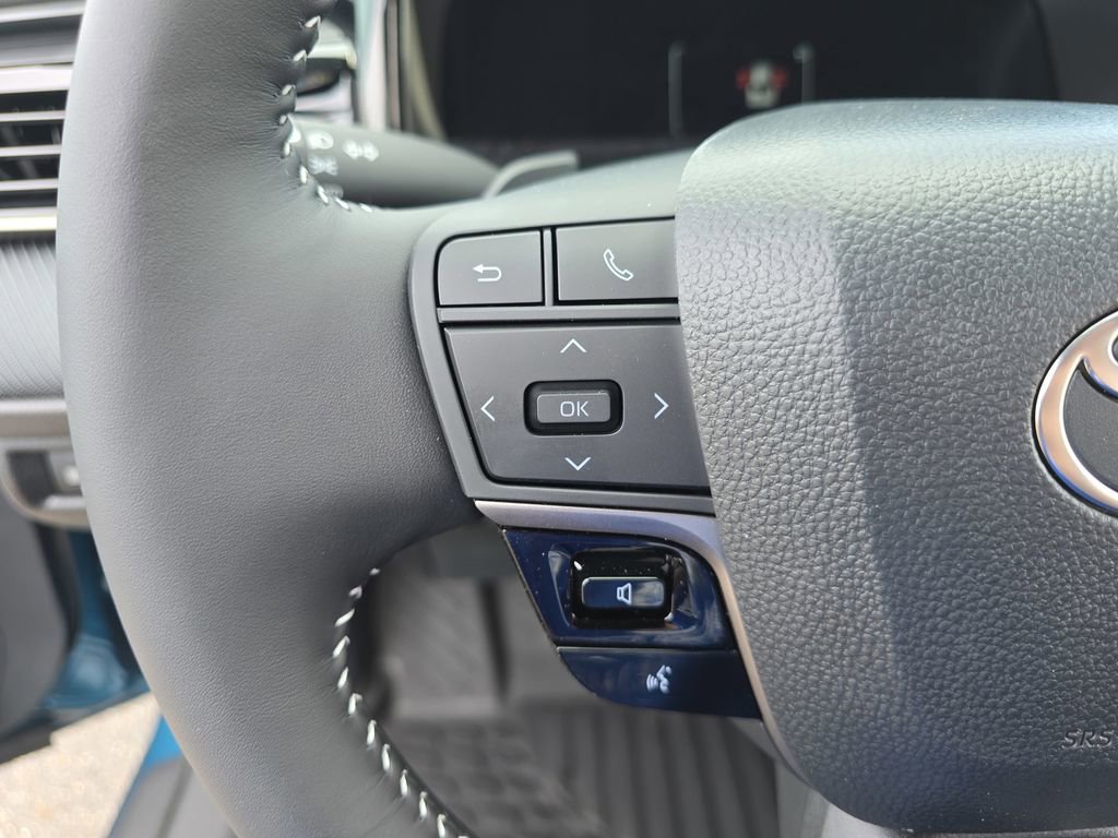 Used 2026 Toyota Camry SE w/ Convenience Package AWD/4WD image 19