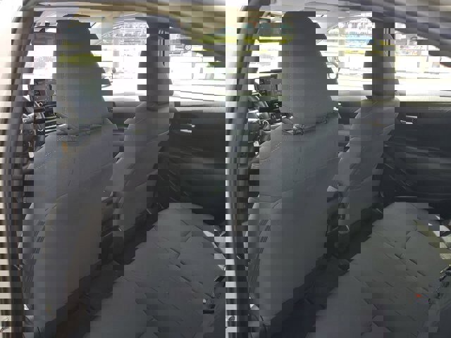 Used 2021 Toyota Corolla LE image 18