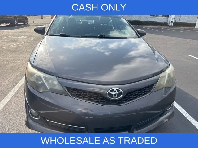 Used 2012 Toyota Camry SE image 2