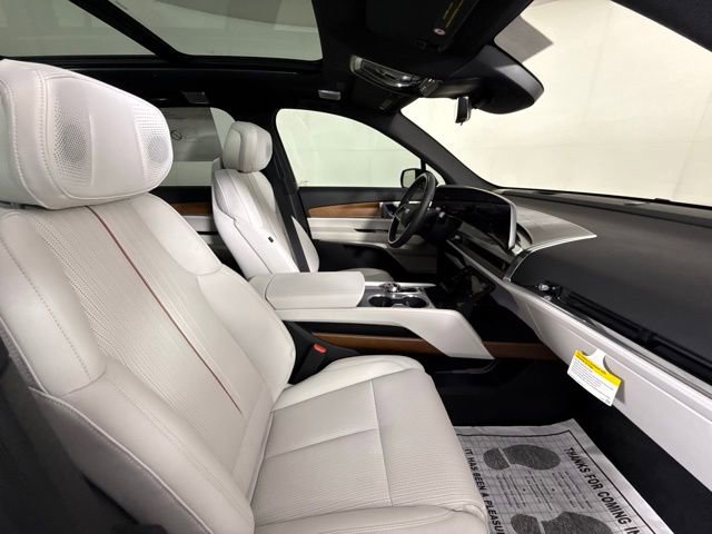 New 2026 Cadillac Vistiq Sport image 36