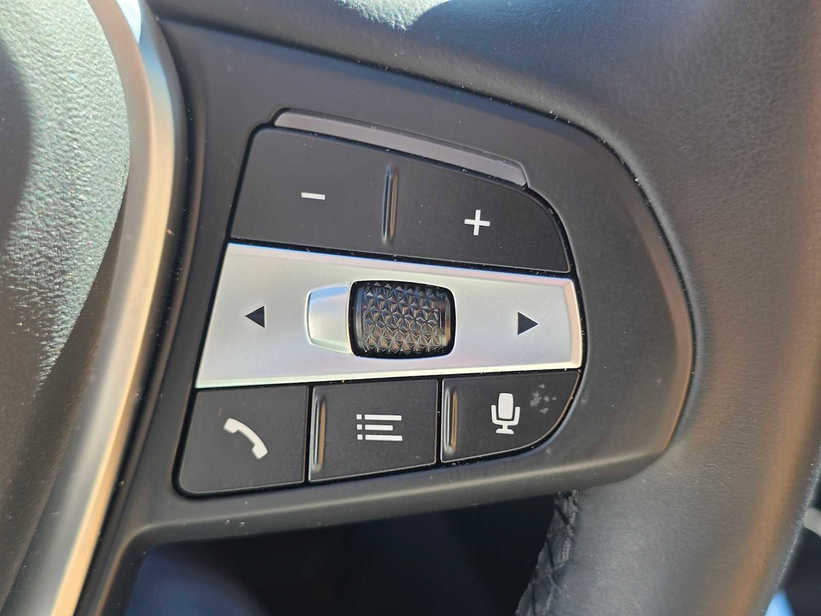 Used 2024 BMW 330e xDrive w/ Premium Package image 37