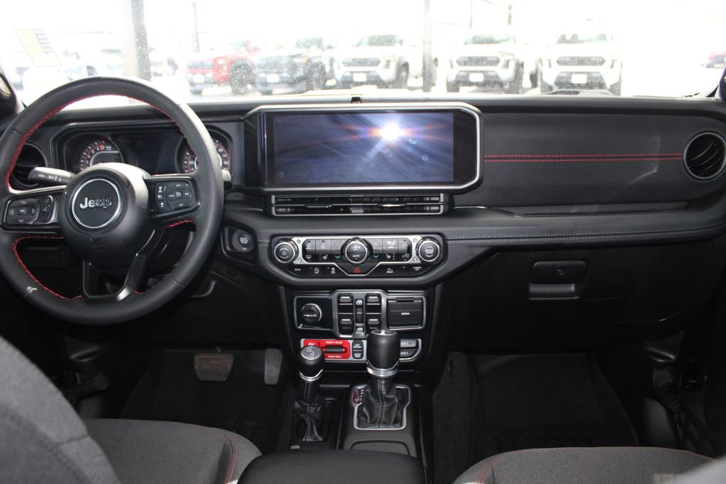 Used 2024 Jeep Gladiator Rubicon w/ Convenience Group image 24