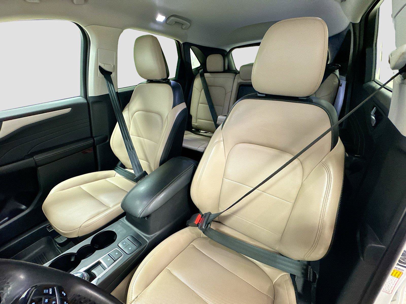 Used 2021 Ford Escape SEL w/ Technology Package FWD image 21