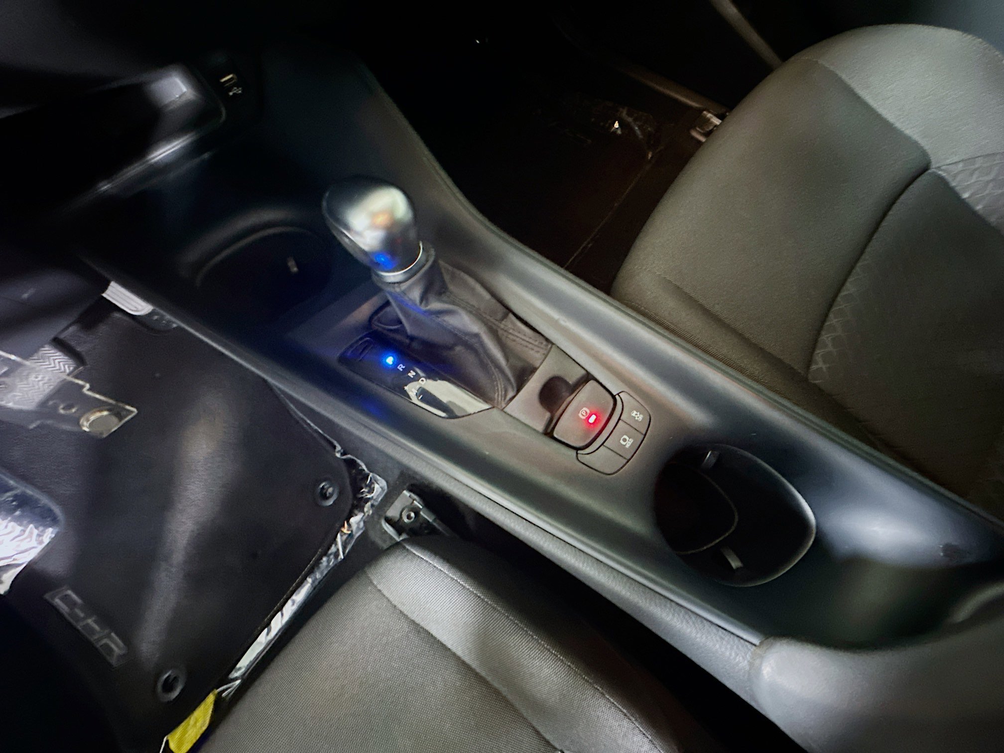 Used 2021 Toyota C-HR LE FWD image 21