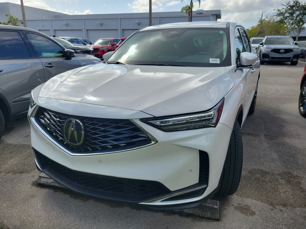 Used 2025 Acura MDX w/ Technology Package AWD/4WD image 3