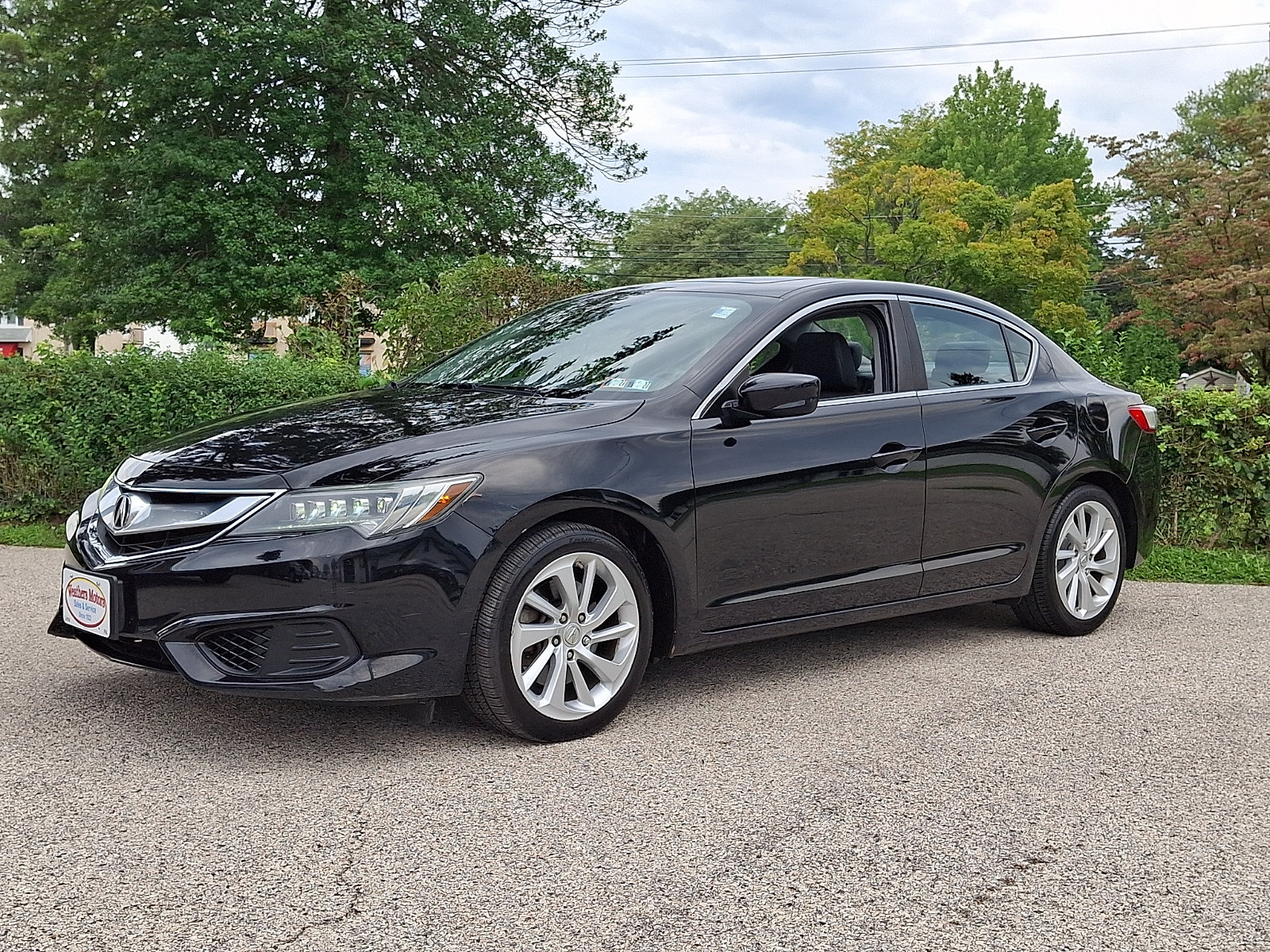 Used 2017 Acura ILX FWD image 3