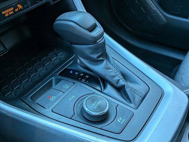 Used 2021 Toyota RAV4 XLE image 12